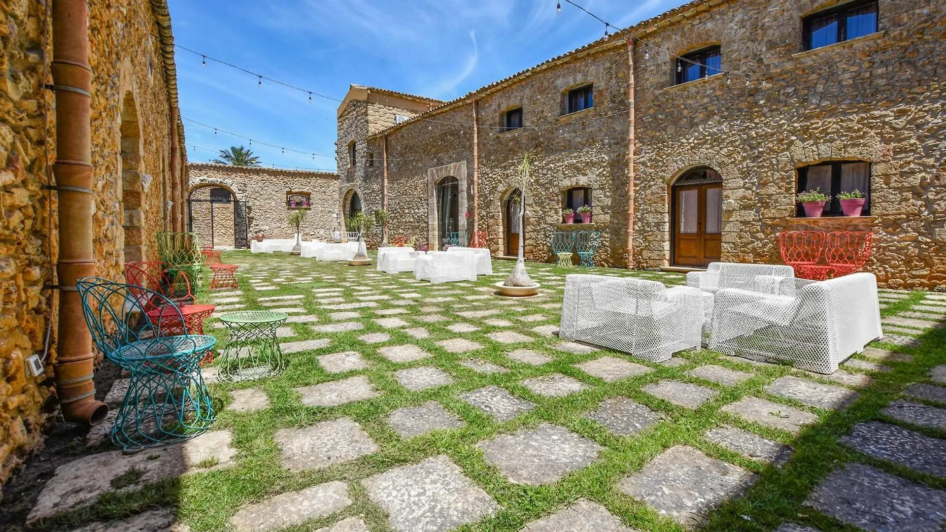 Cozy Home In Partinico With Outdoor Swimming Pool